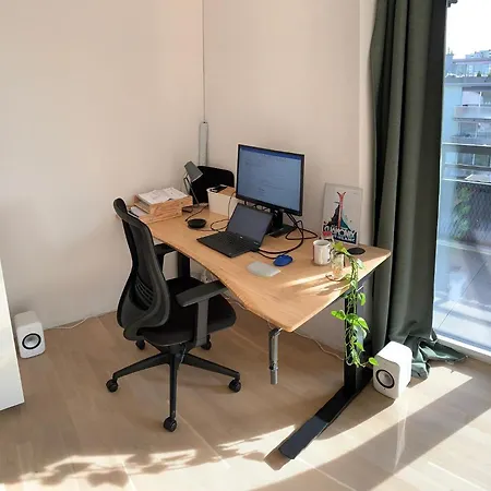 1 Bedroom Apt With Huge Balcony In Apartamento